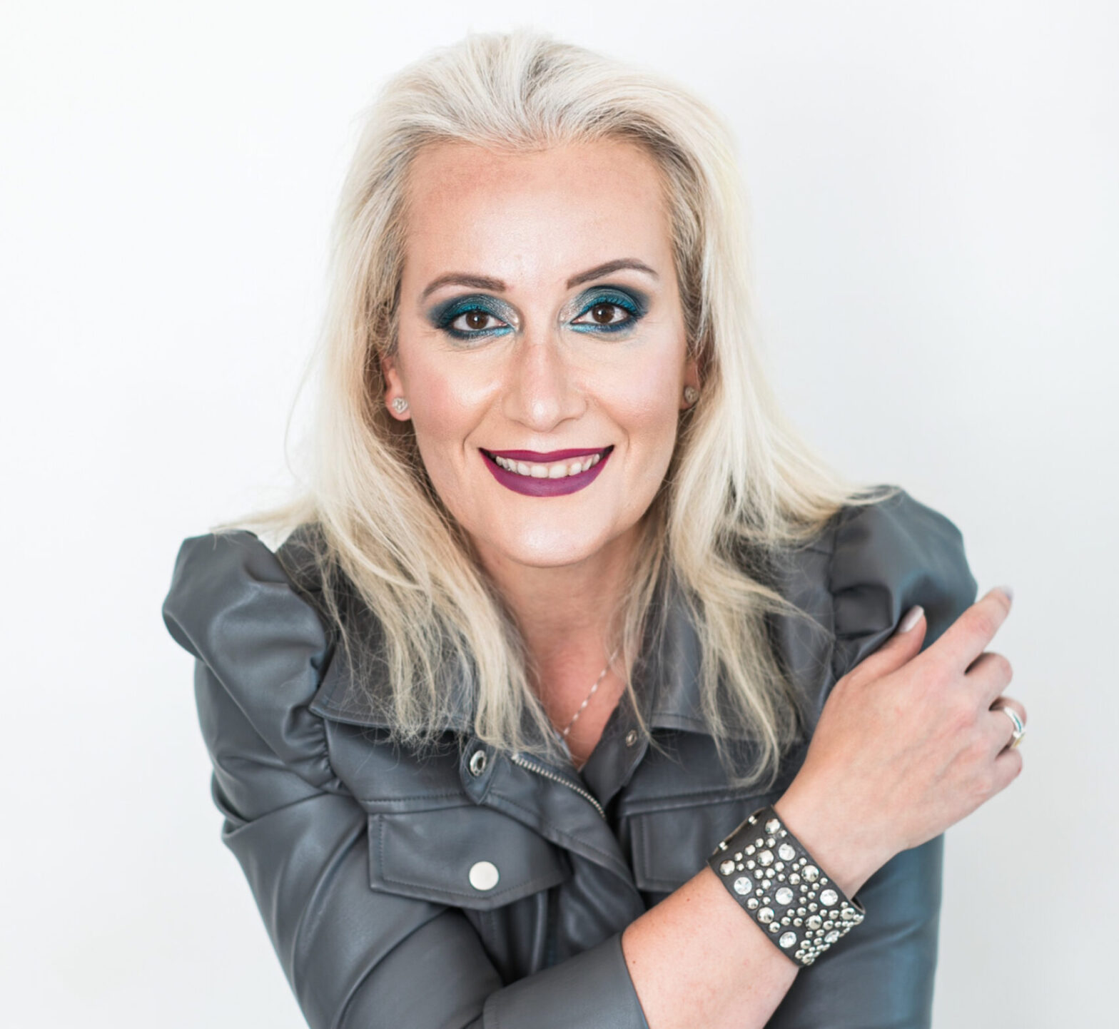 alt=marie torrosian headshot cpa speaker trainer coach
